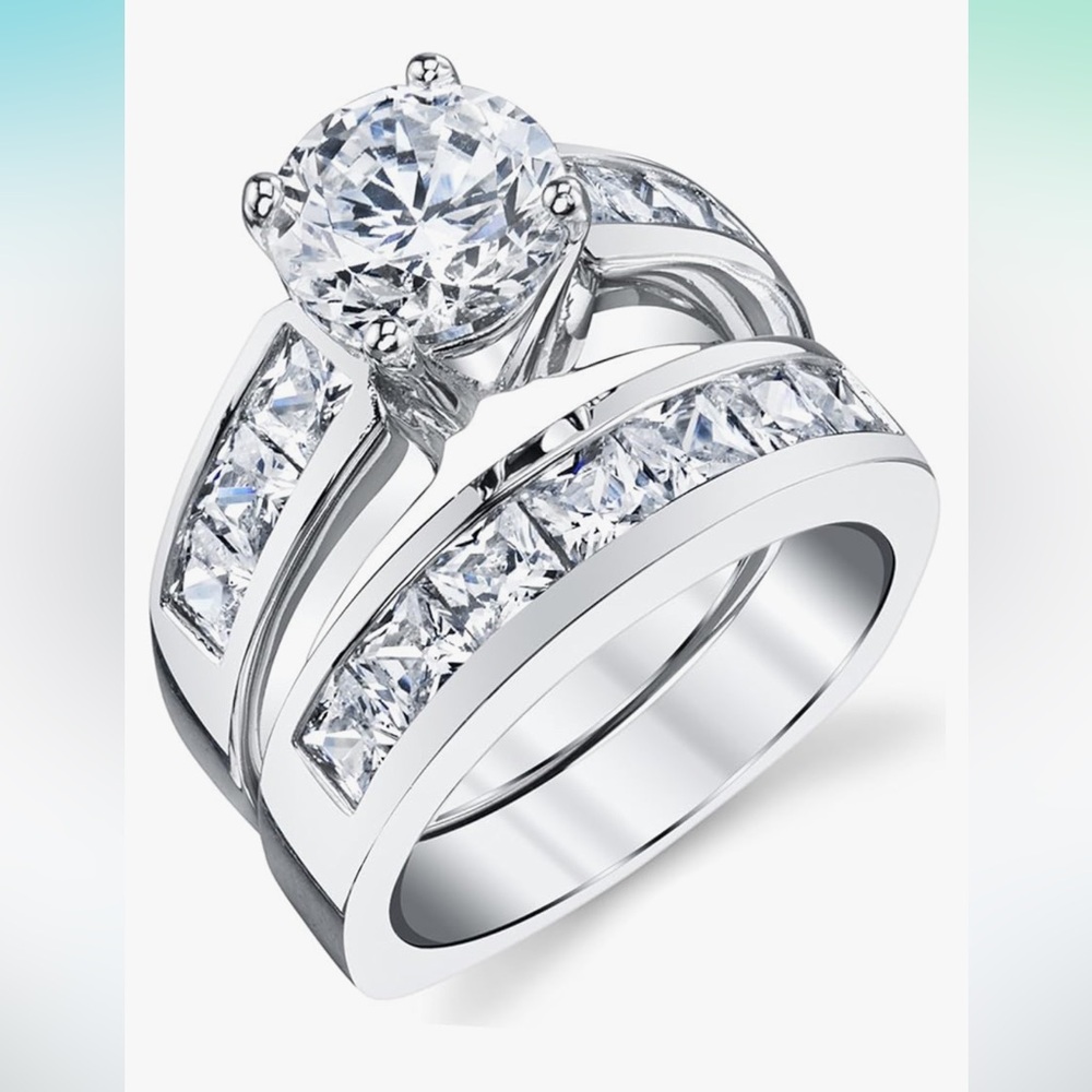 Elegant Silver Women's Ring Set